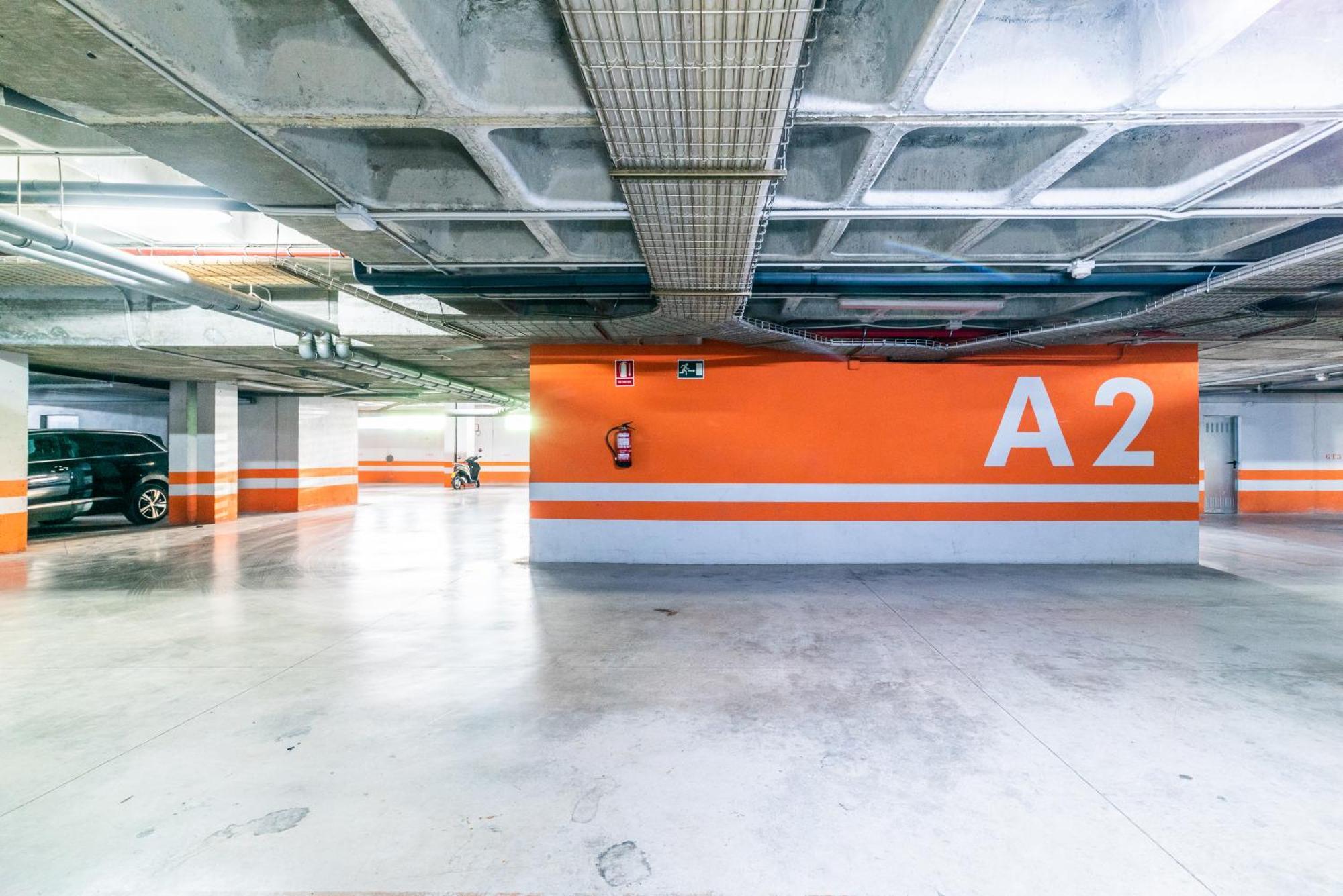 شقة Tuguest Avenida De La Investigacion - Free Parking غرناطة المظهر الخارجي الصورة