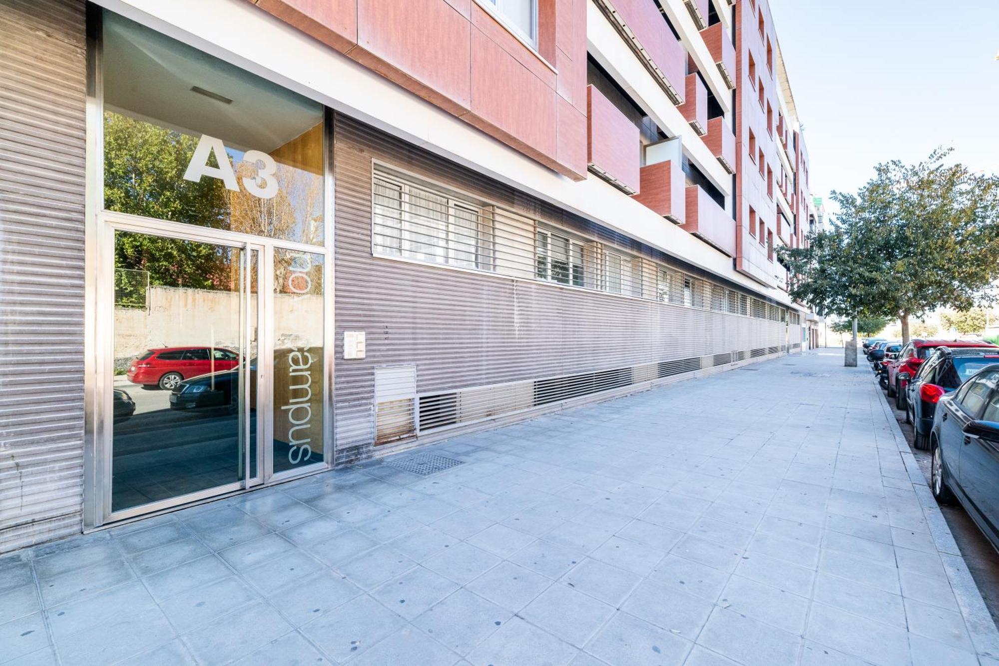 شقة Tuguest Avenida De La Investigacion - Free Parking غرناطة المظهر الخارجي الصورة
